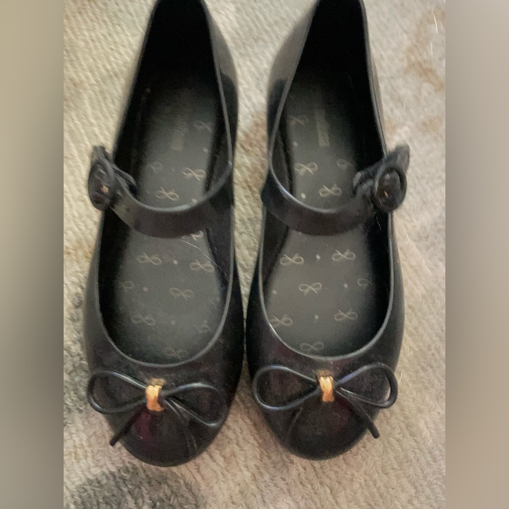Girls Mini Melissa Sweetheart Black Mary Jane shoes in size 12